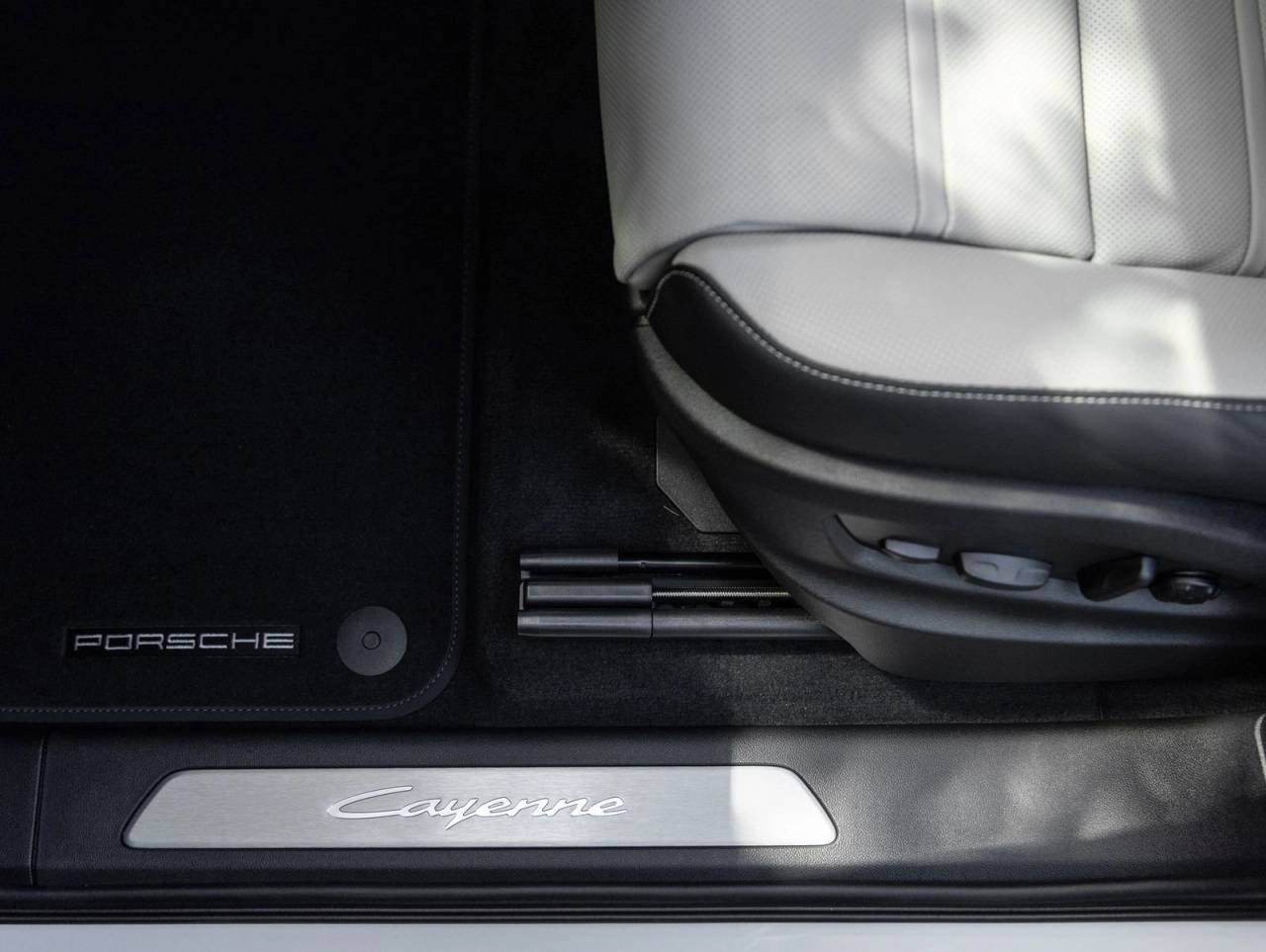 2026 Porsche Cayenne E-Hybrid