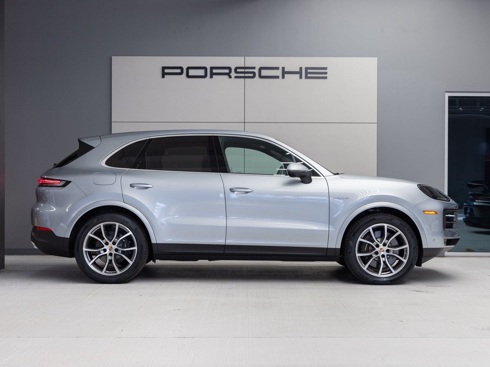 2025 Porsche Cayenne E-Hybrid
