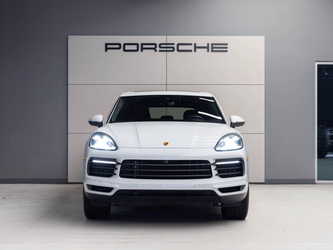 2023 Porsche Cayenne Cayenne E-Hybrid Platinum Edition (MY23)