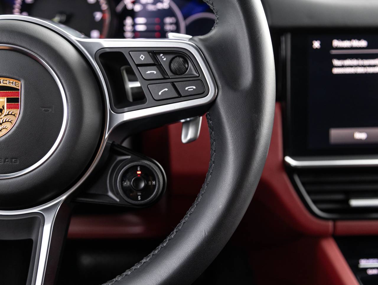 2023 Porsche Cayenne Cayenne E-Hybrid Platinum Edition (MY23)