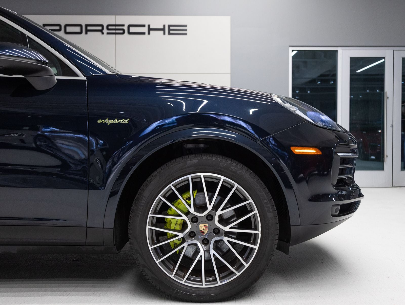 2023 Porsche Cayenne E-Hybrid