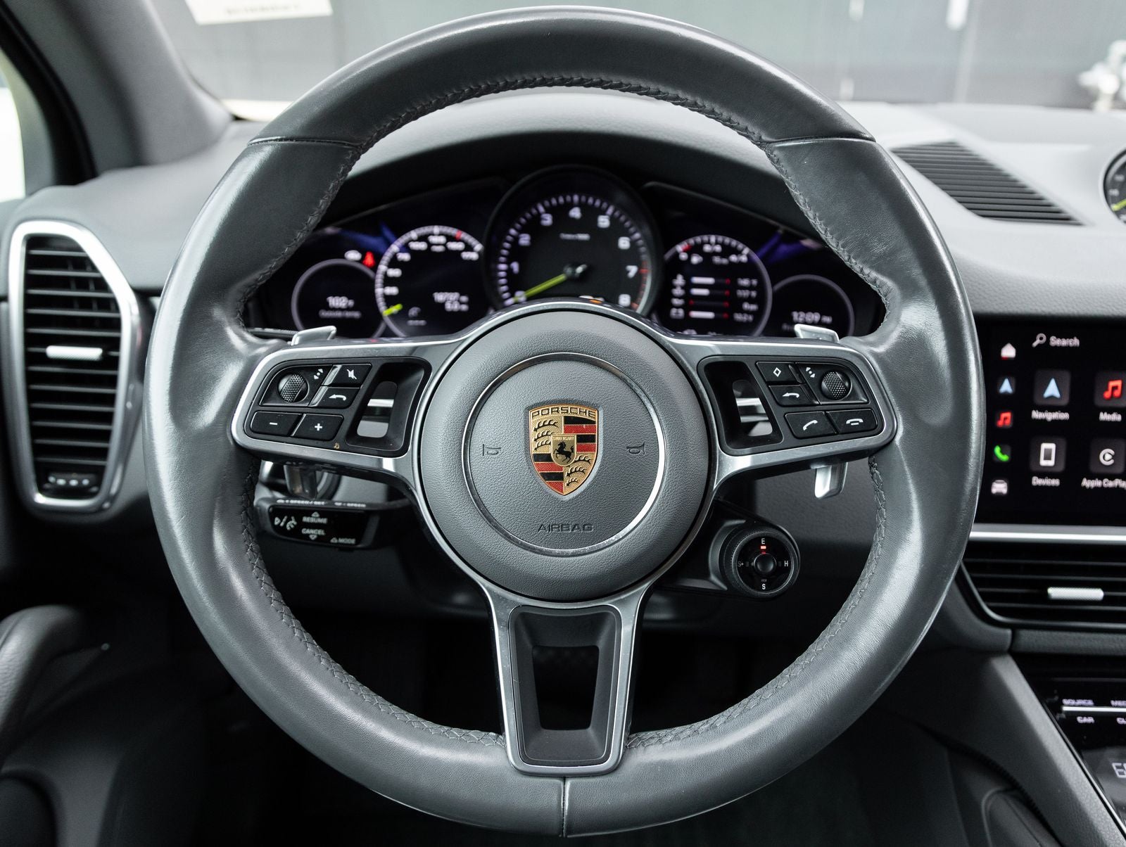 2023 Porsche Cayenne E-Hybrid