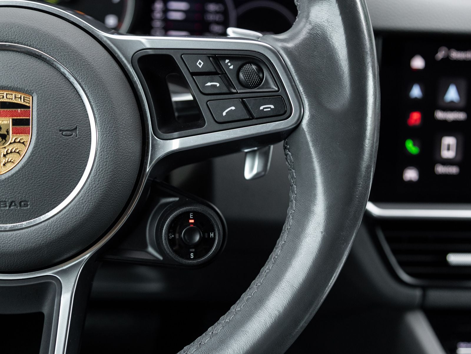 2023 Porsche Cayenne E-Hybrid