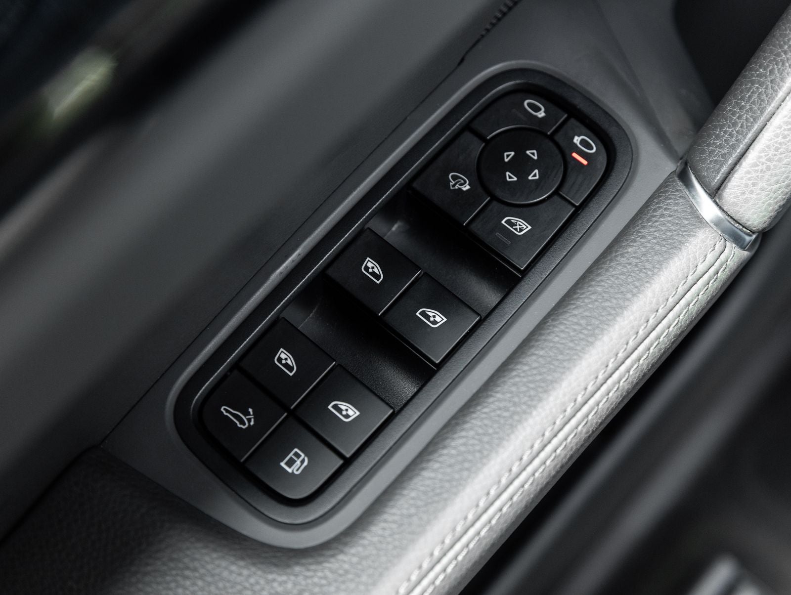 2023 Porsche Cayenne E-Hybrid