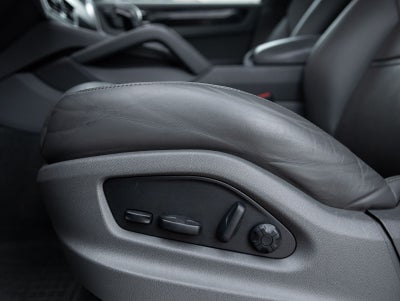 2023 Porsche Cayenne E-Hybrid