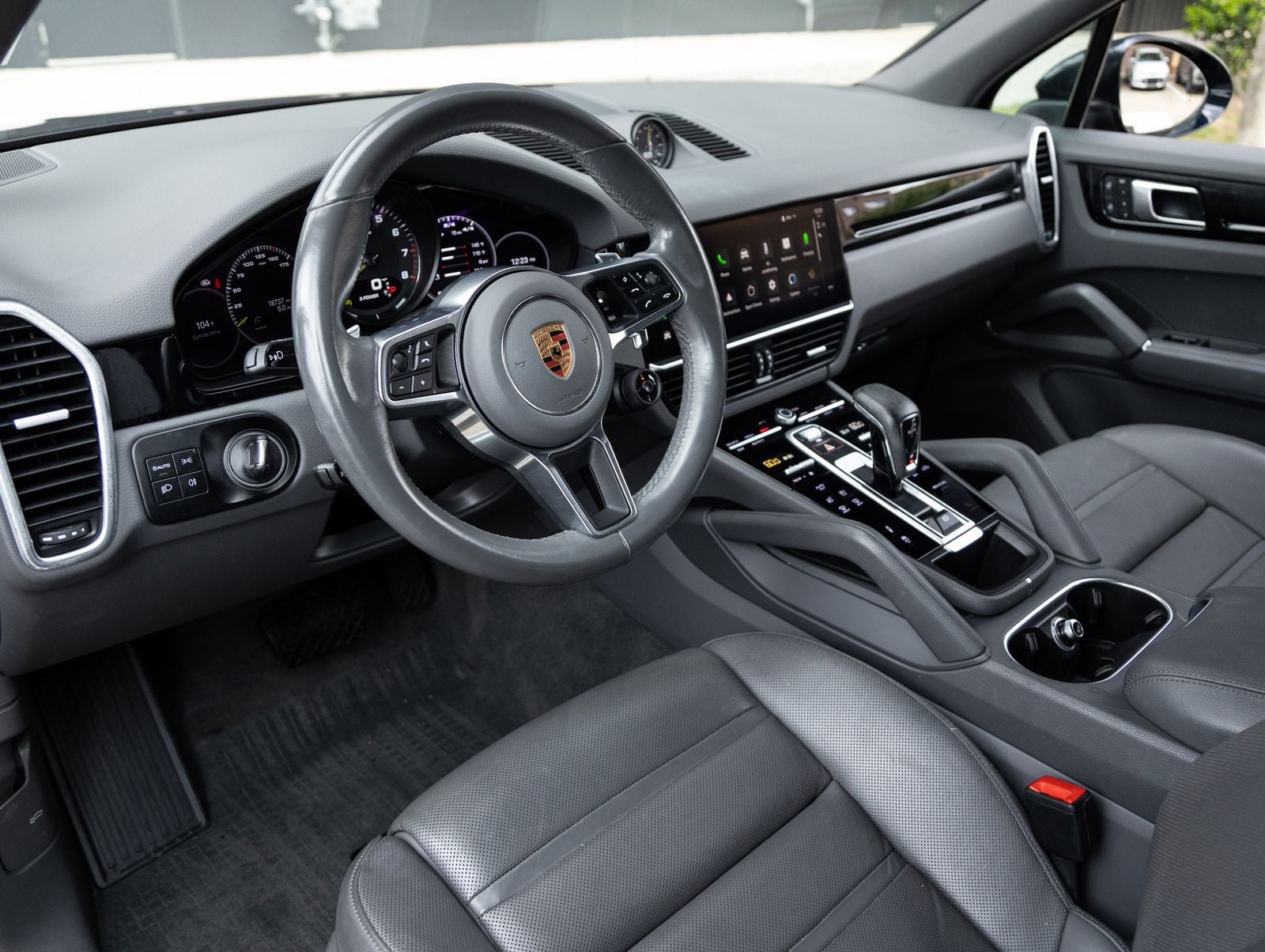 2023 Porsche Cayenne E-Hybrid