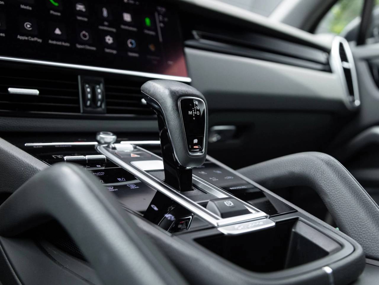 2023 Porsche Cayenne E-Hybrid