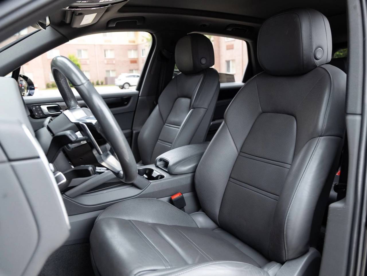 2023 Porsche Cayenne E-Hybrid