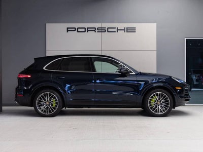 2023 Porsche Cayenne E-Hybrid