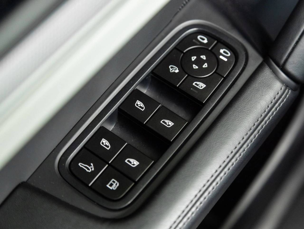 2025 Porsche Cayenne Cayenne E-Hybrid