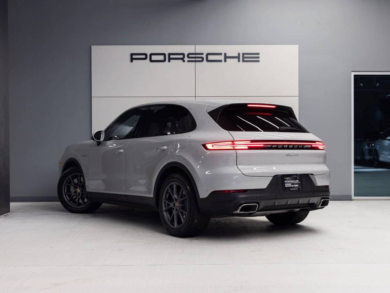 2025 Porsche Cayenne Cayenne E-Hybrid