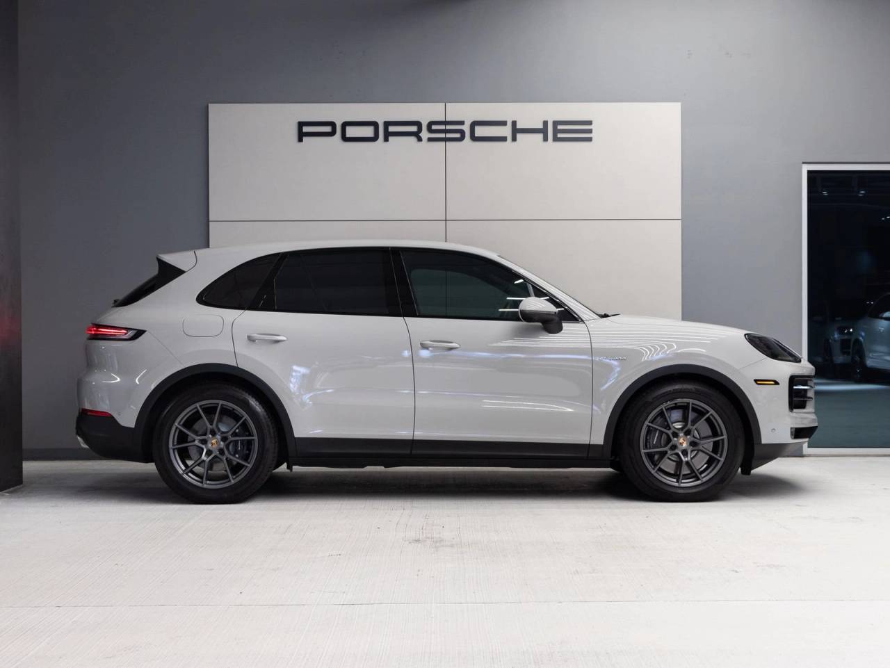 2025 Porsche Cayenne Cayenne E-Hybrid