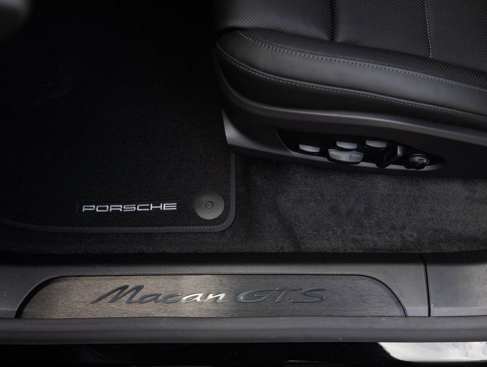 2026 Porsche Macan Electric Electric GTS