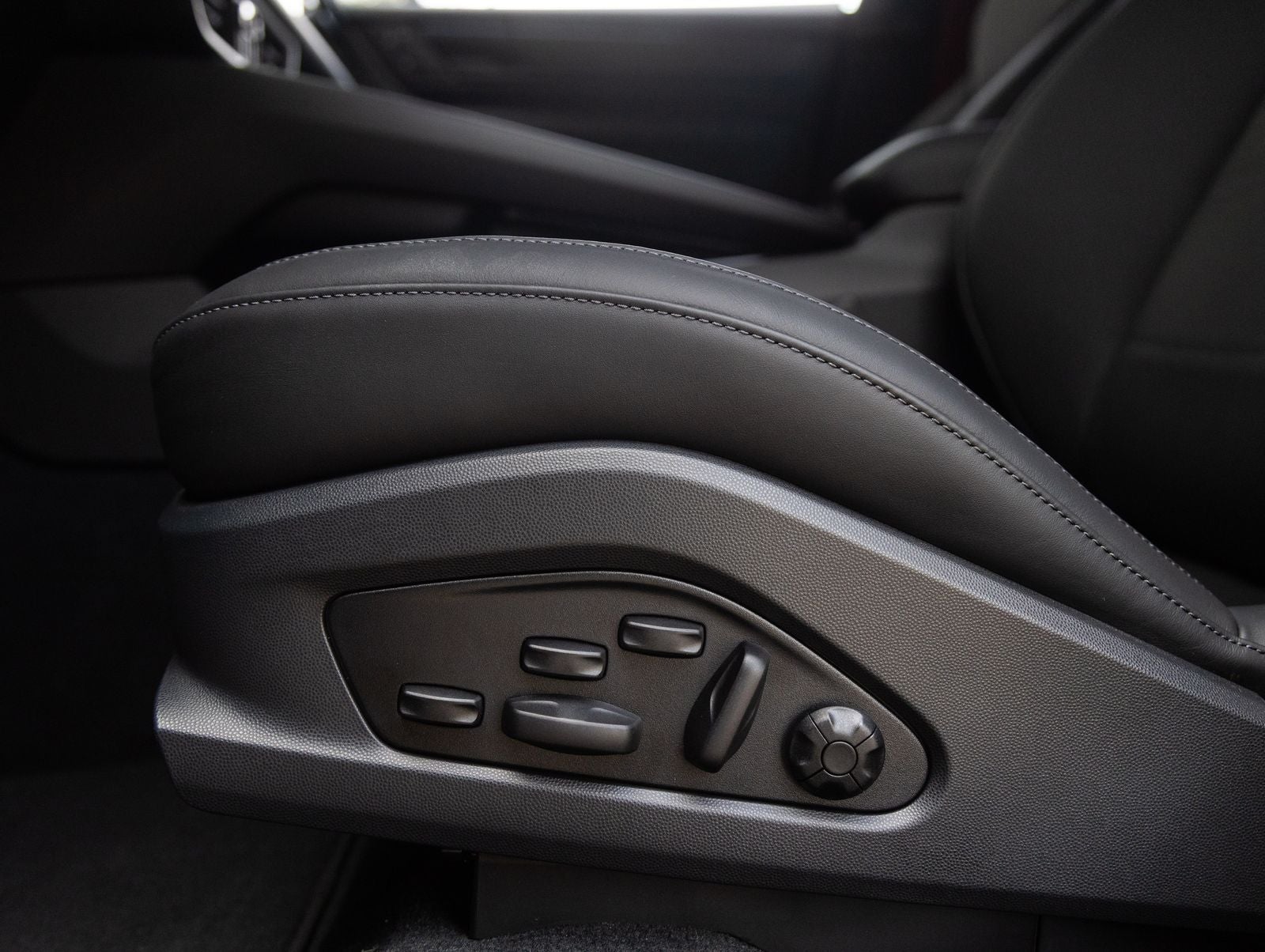 2026 Porsche Macan Electric Electric GTS