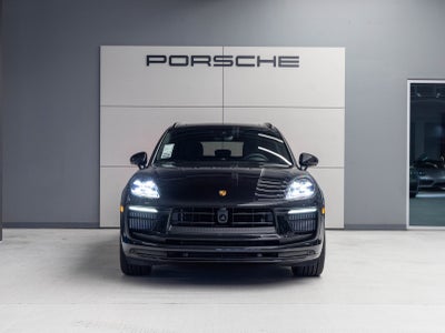 2026 Porsche Macan Macan GTS