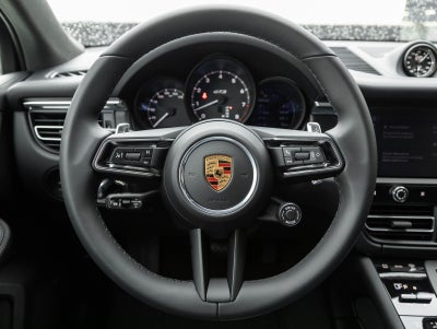 2026 Porsche Macan Macan GTS