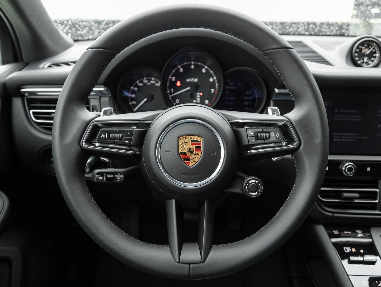 2026 Porsche Macan Macan GTS