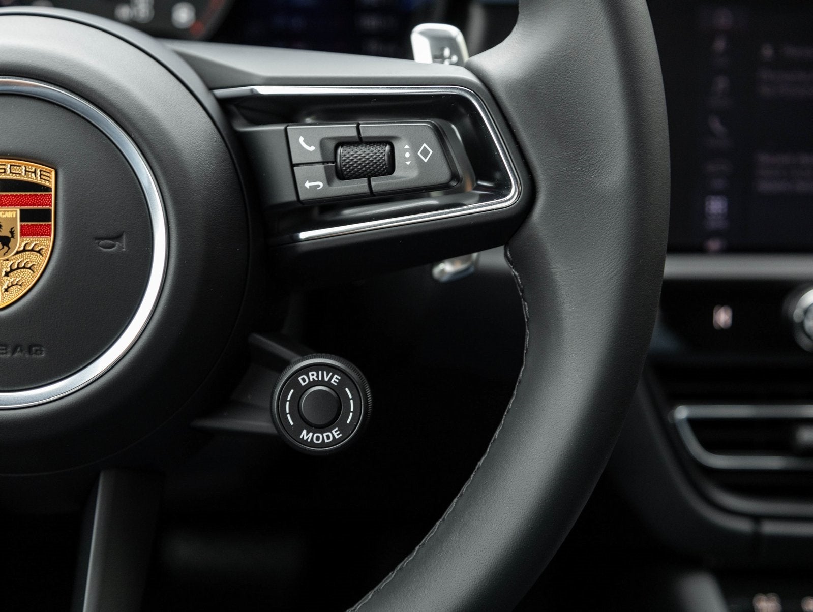 2026 Porsche Macan Macan GTS