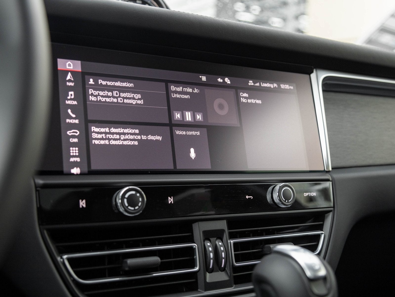 2026 Porsche Macan Macan GTS