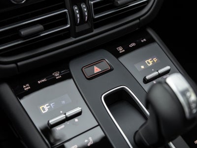 2026 Porsche Macan Macan GTS