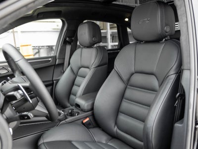 2026 Porsche Macan Macan GTS