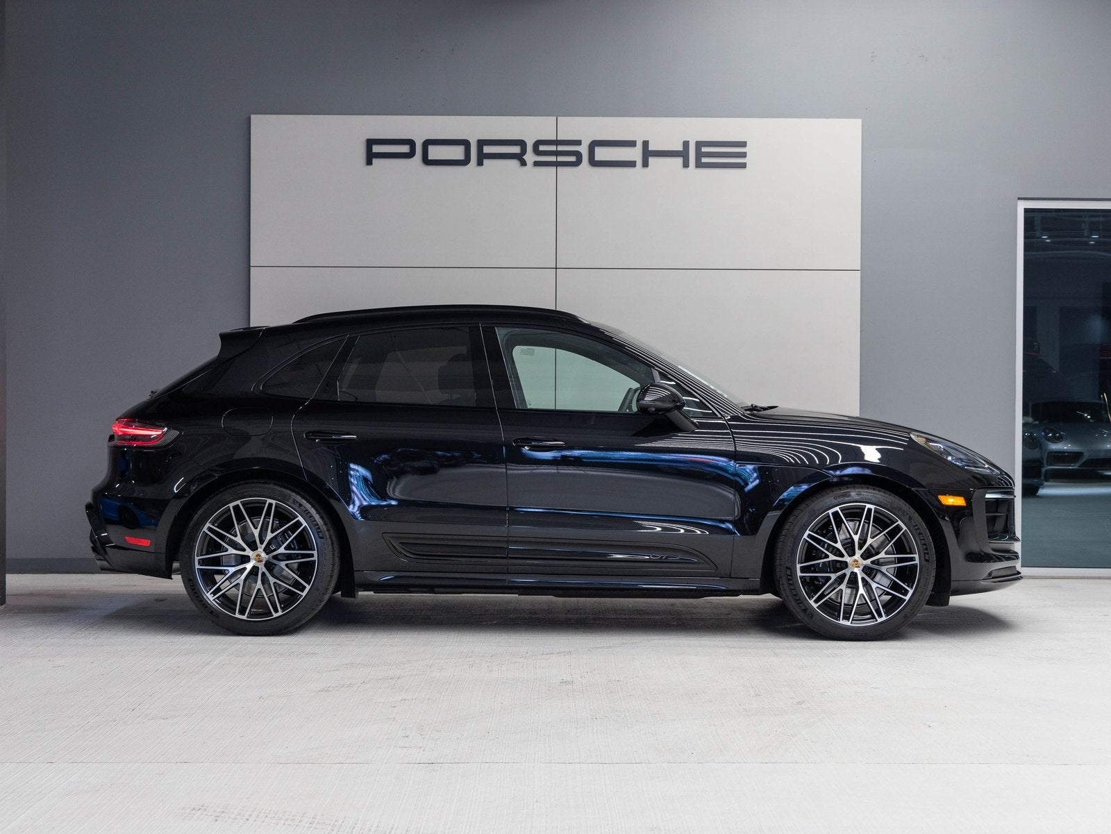 2026 Porsche Macan Macan GTS