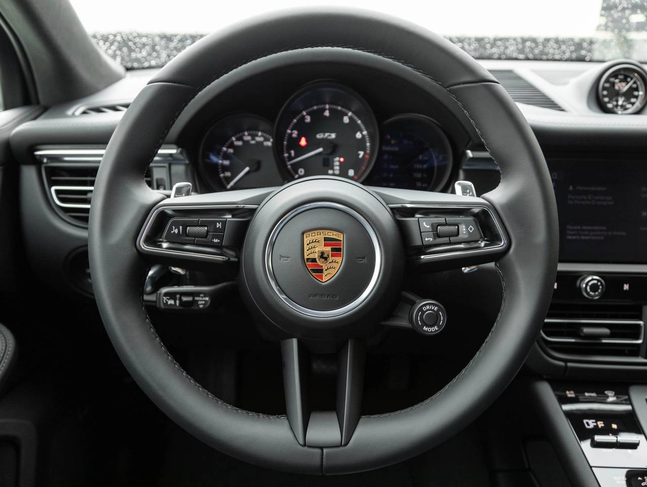 2026 Porsche Macan Macan GTS