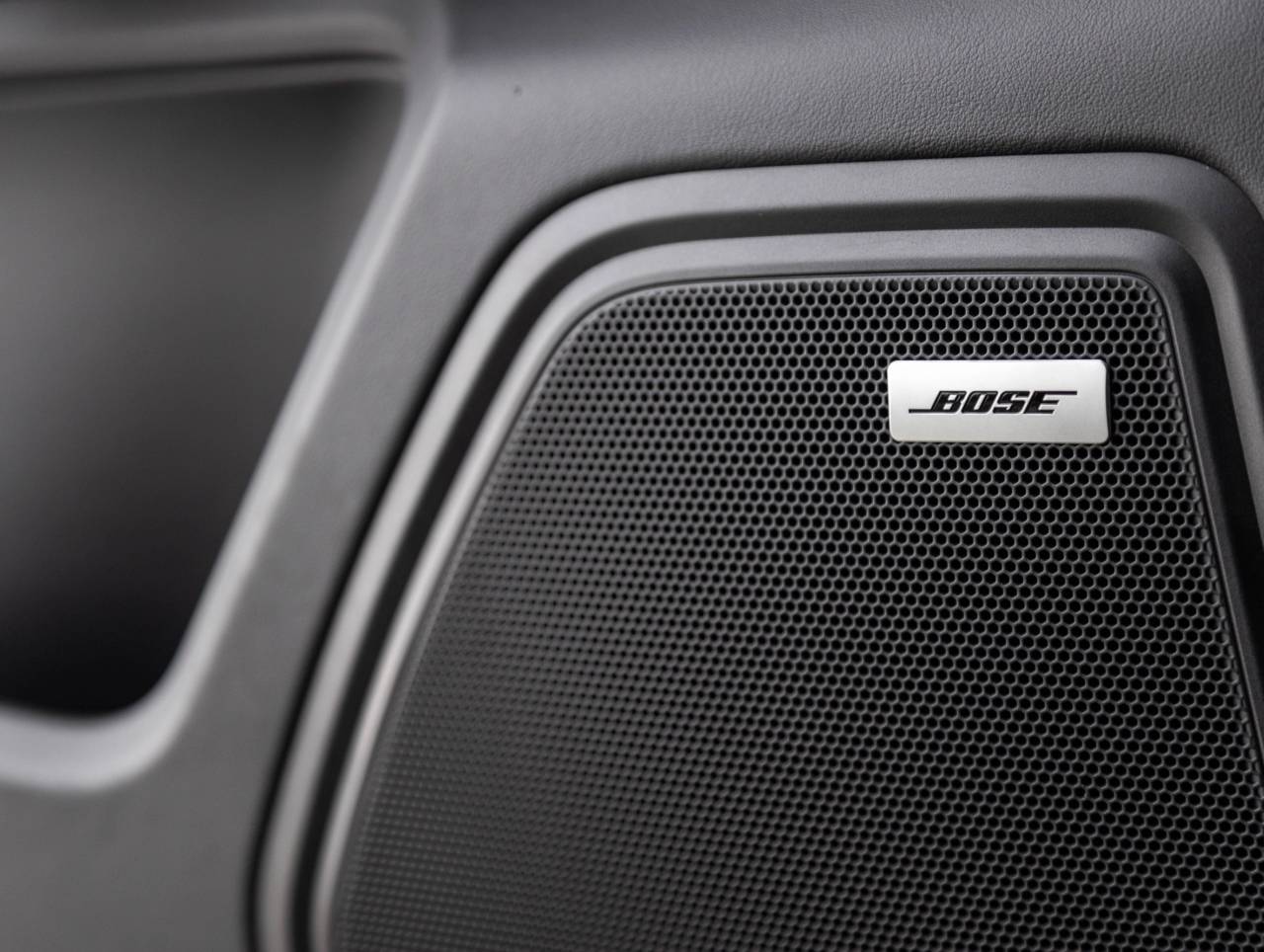 2026 Porsche Macan Macan GTS