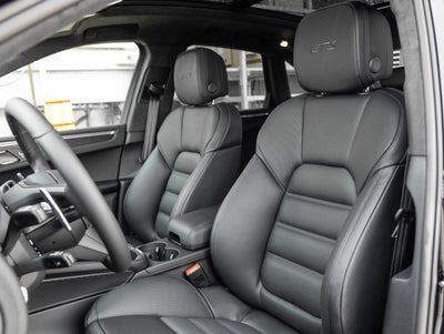 2026 Porsche Macan Macan GTS