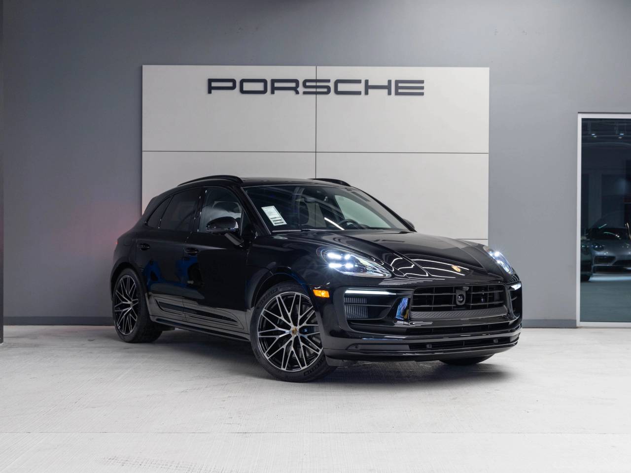 2026 Porsche Macan Macan GTS