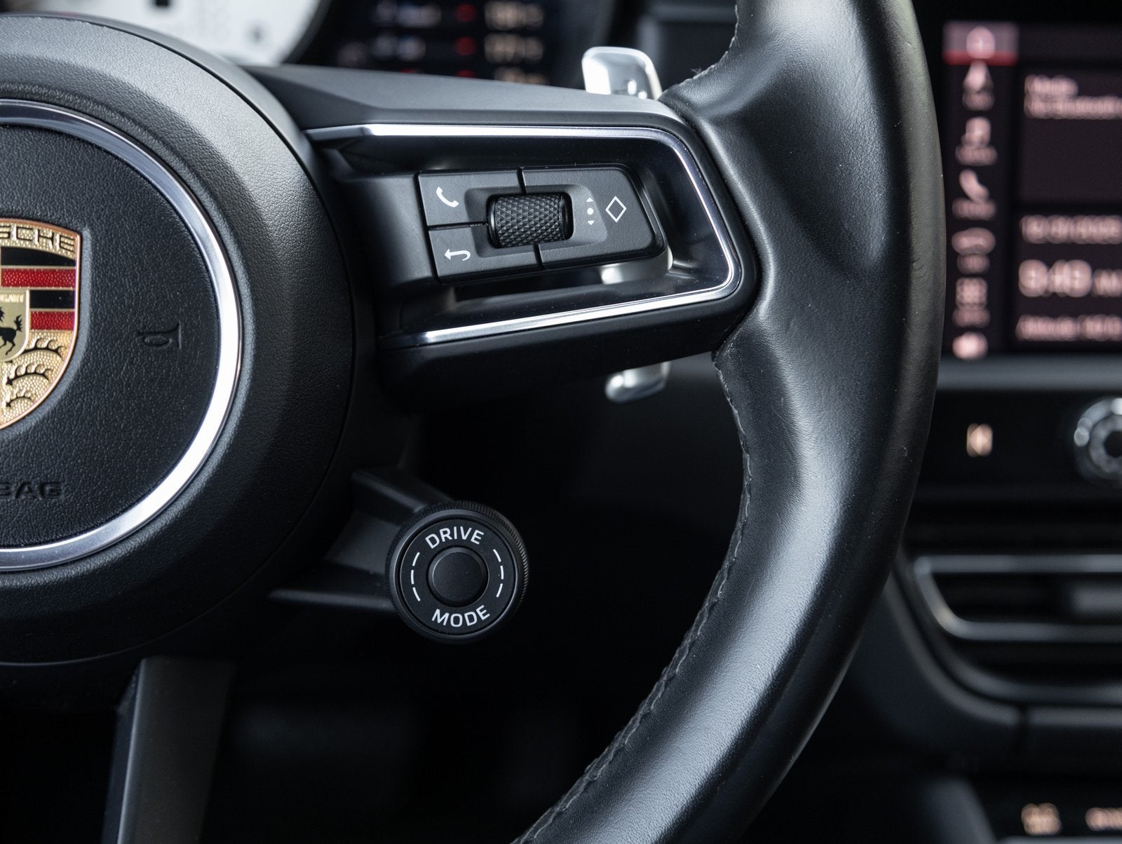 2022 Porsche Macan Macan GTS