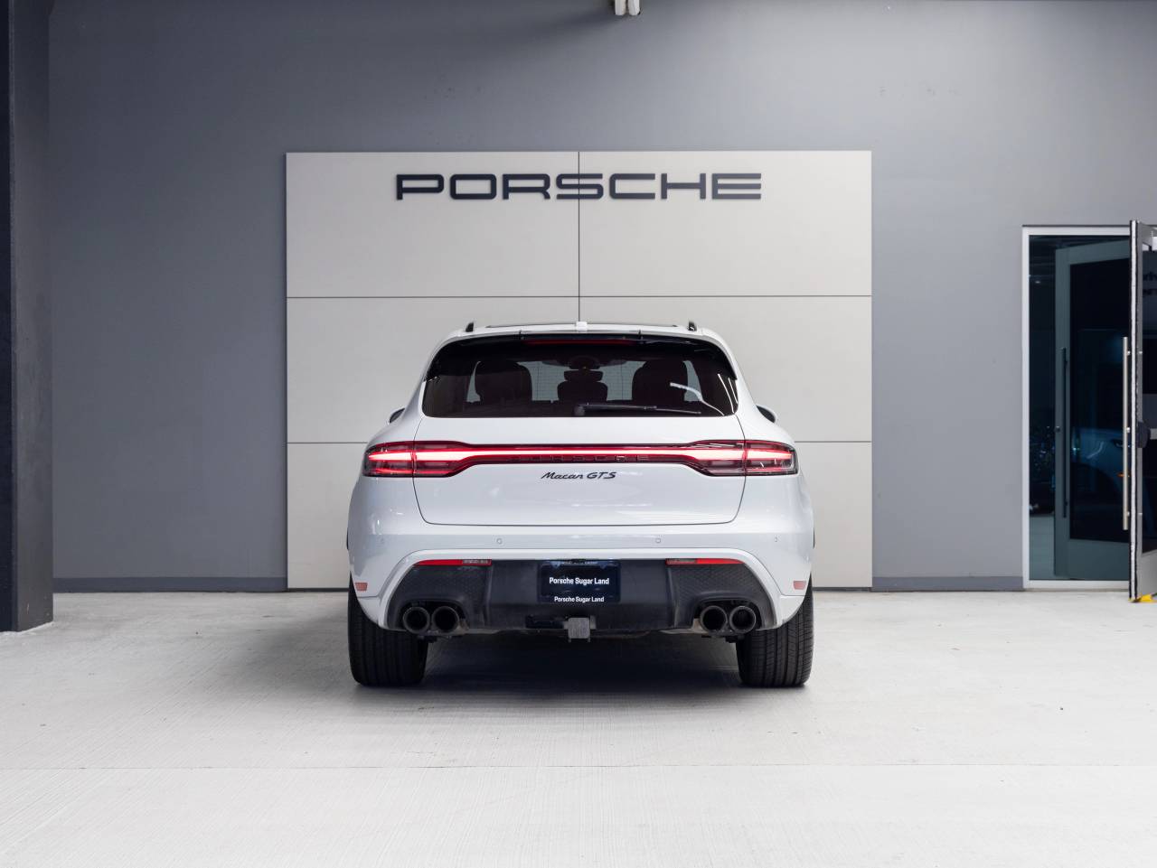 2022 Porsche Macan Macan GTS