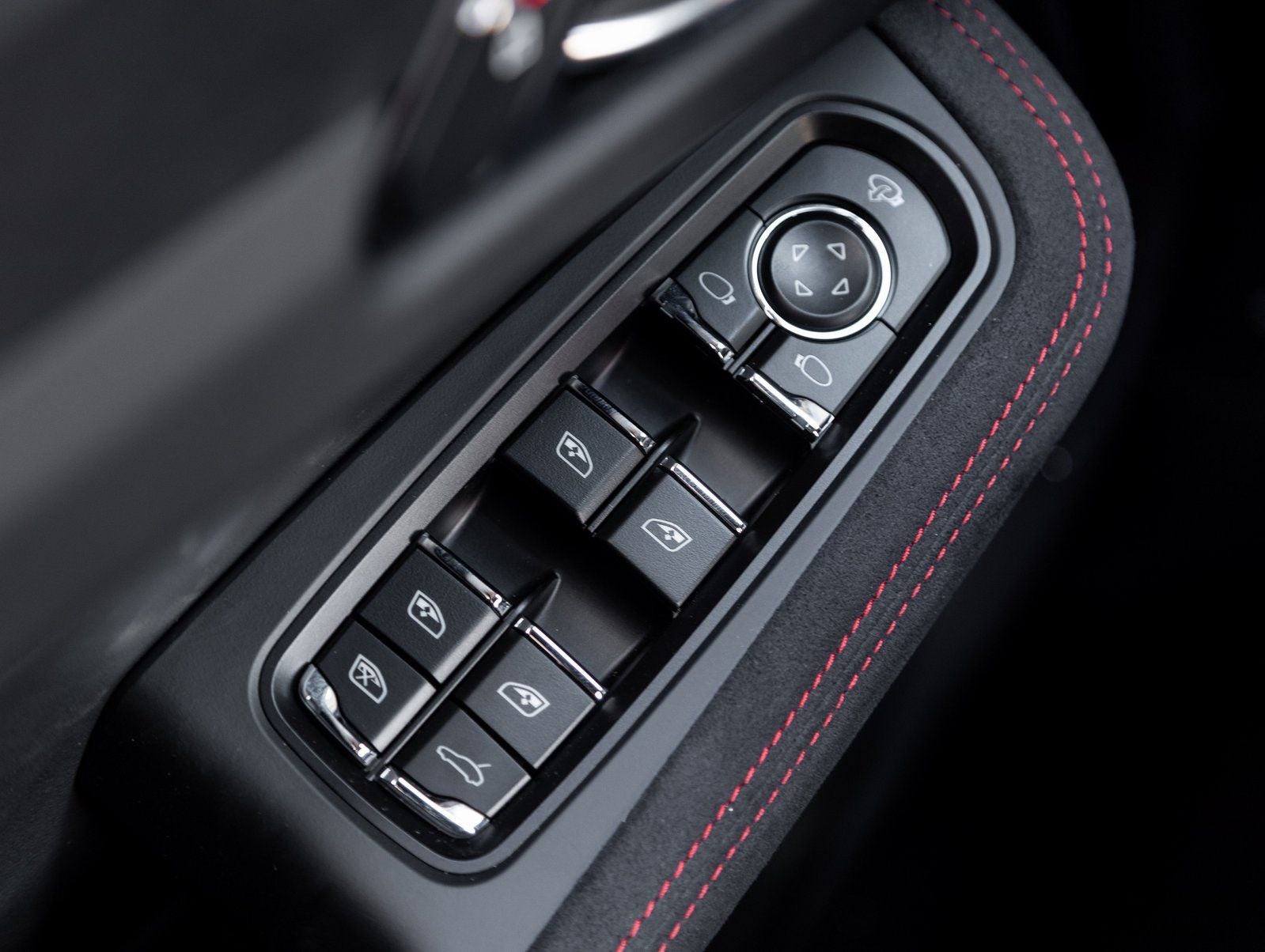 2026 Porsche Macan Macan GTS