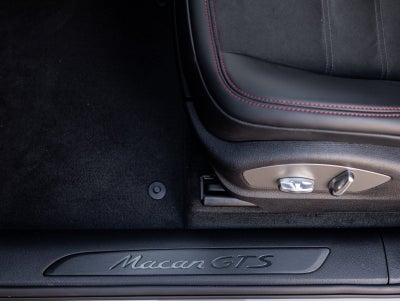 2026 Porsche Macan Macan GTS