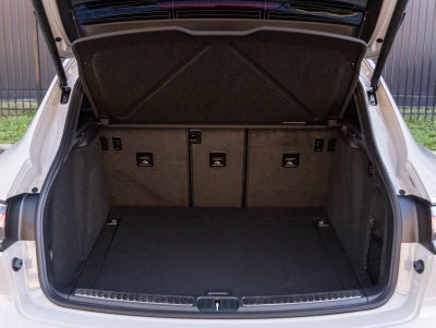 2026 Porsche Macan Macan GTS