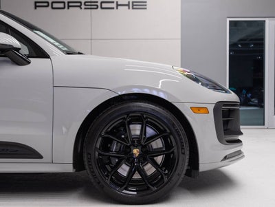 2026 Porsche Macan Macan GTS