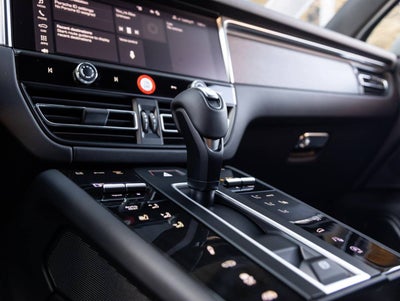 2026 Porsche Macan Macan GTS