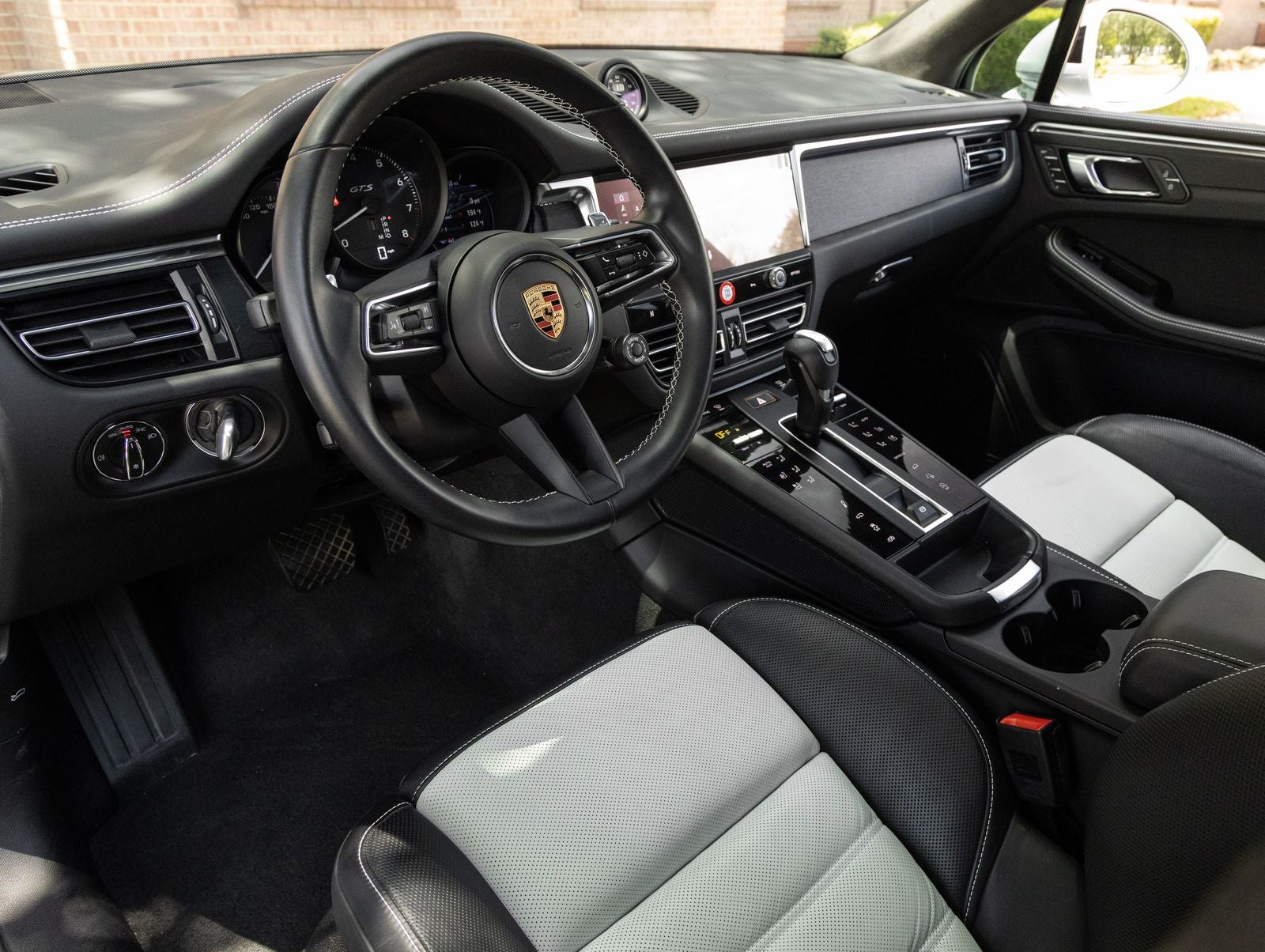 2024 Porsche Macan GTS