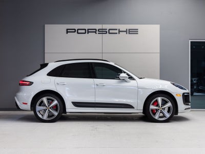 2024 Porsche Macan GTS