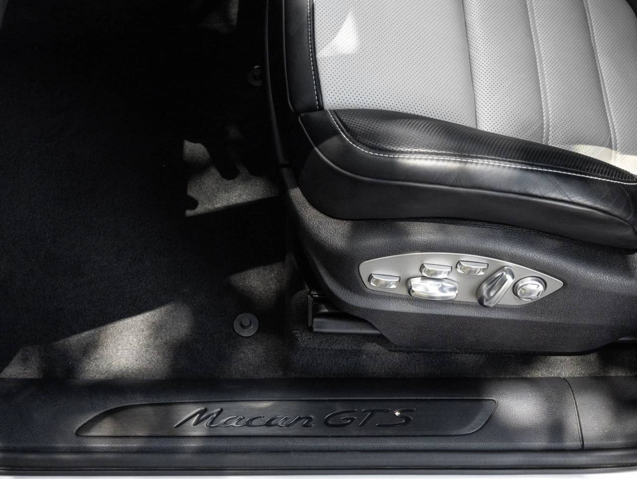 2024 Porsche Macan GTS