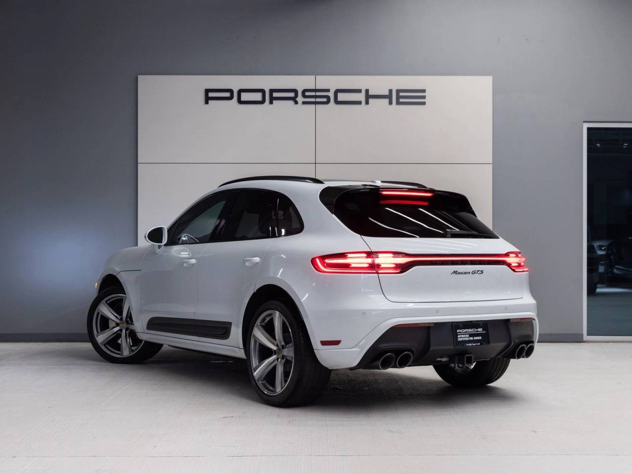 2024 Porsche Macan GTS