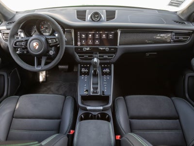 2026 Porsche Macan Macan GTS