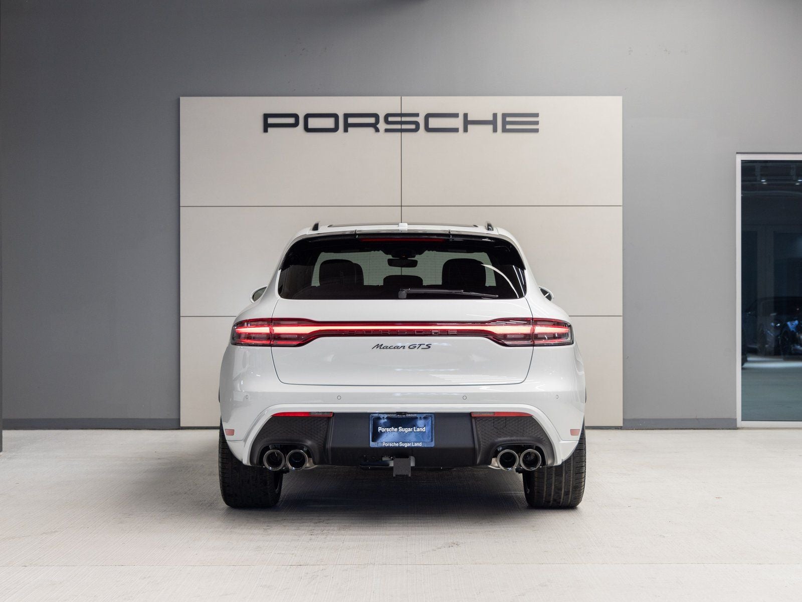 2026 Porsche Macan Macan GTS