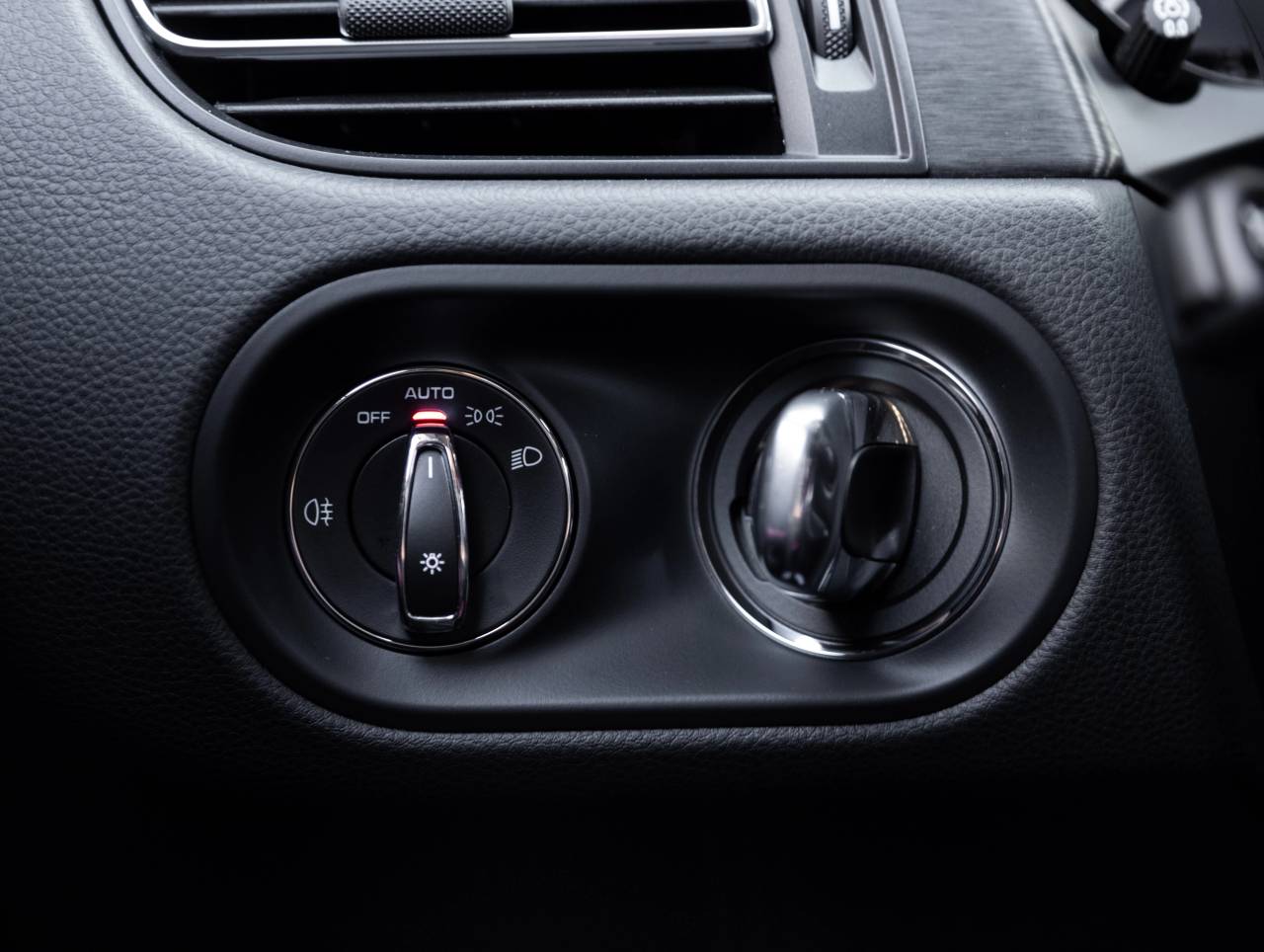 2026 Porsche Macan Macan GTS