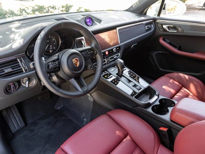 2026 Porsche Macan Macan GTS