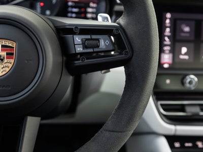 2024 Porsche Macan Macan GTS
