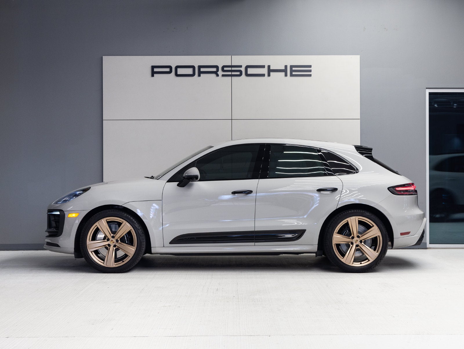2024 Porsche Macan Macan GTS