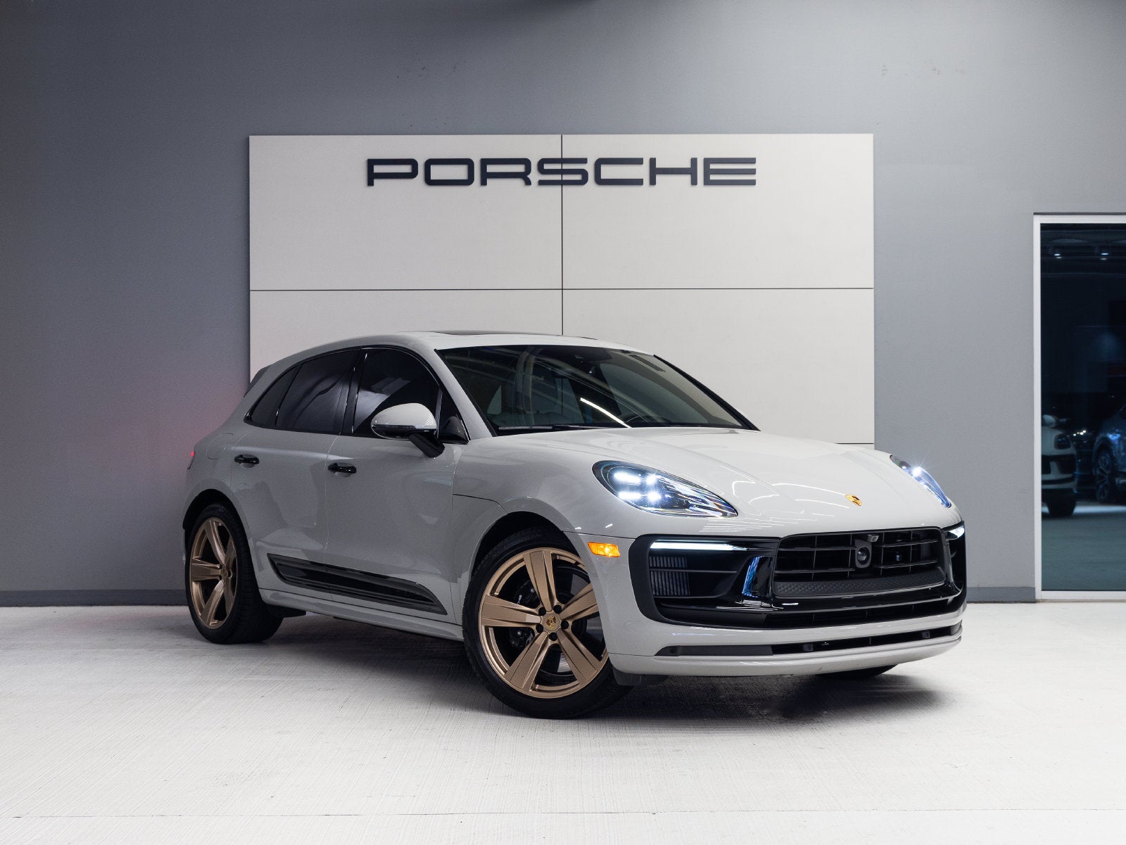 2024 Porsche Macan Macan GTS