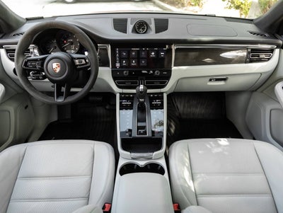 2024 Porsche Macan Macan GTS