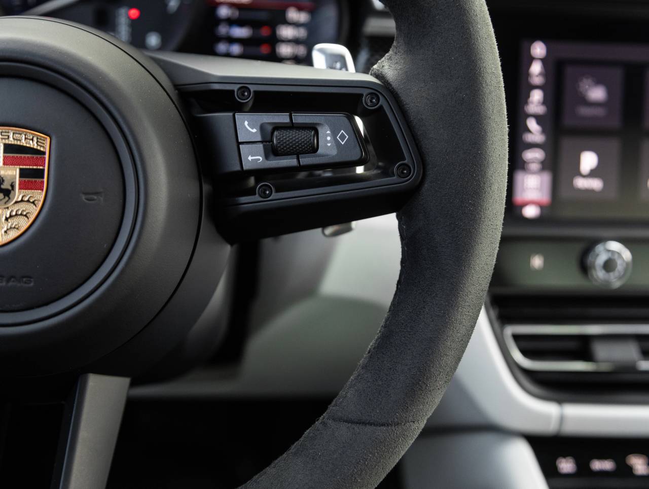 2024 Porsche Macan Macan GTS